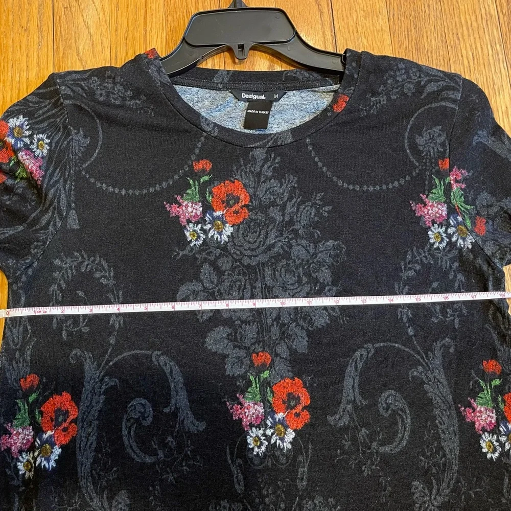 Desigual sweater, size medium - Picture 7 of 7